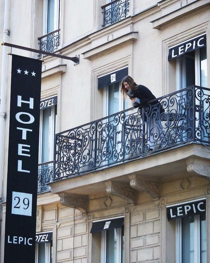 Hotel 29 Lepic Paris Exteriör bild